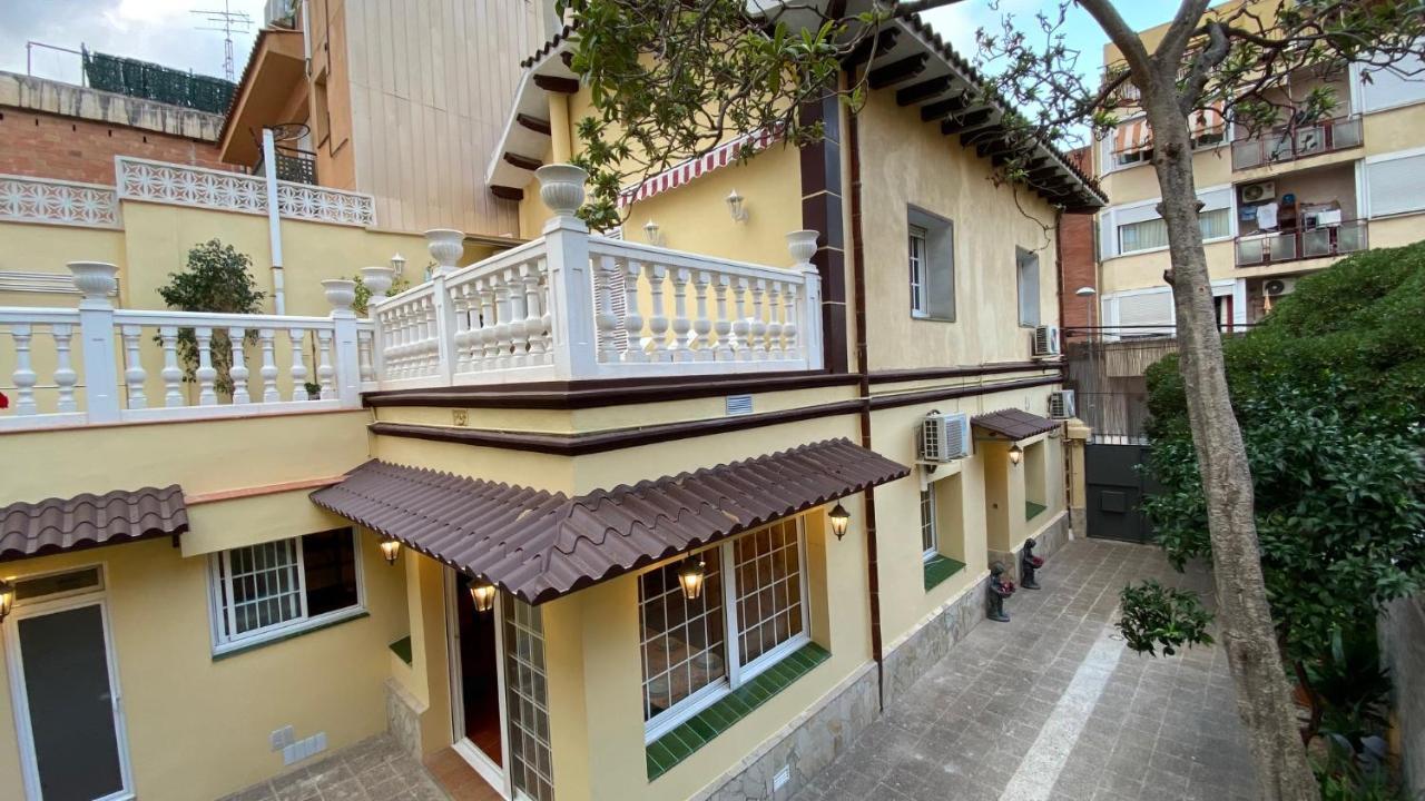 Casa Flores del Mediterráneo Badalona Exterior foto